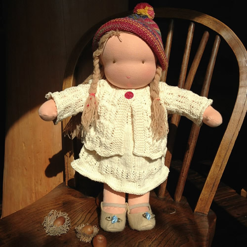 ハンドメイド ドール お人形 花柄ワンピースの女の子 ウォルドルフ人形 