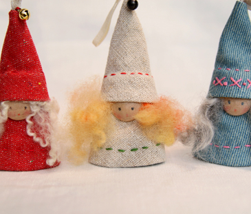 羊毛の手仕事 材料キット 1005：とんがり帽子の指人形