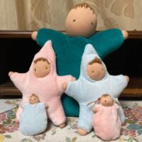 手作りの抱き人形