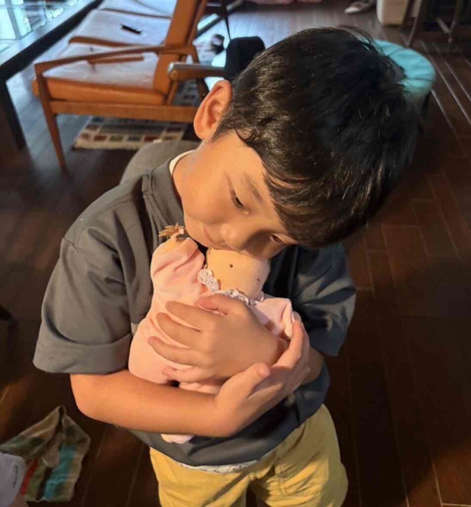 子どもへ手作り人形のプレゼント